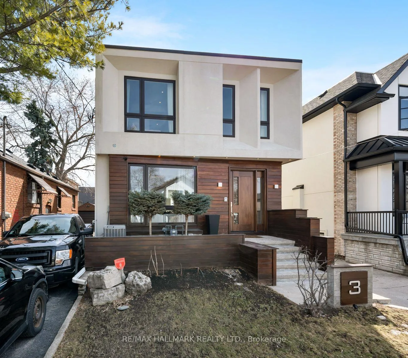 Photo 3 of 3 Judith Drive, Toronto, East York — HOMEH
