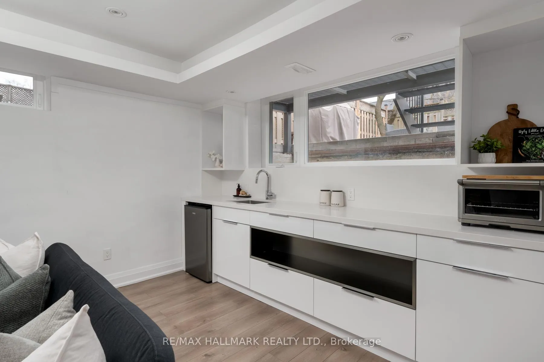Photo 35 of 3 Judith Drive, Toronto, East York — HOMEH