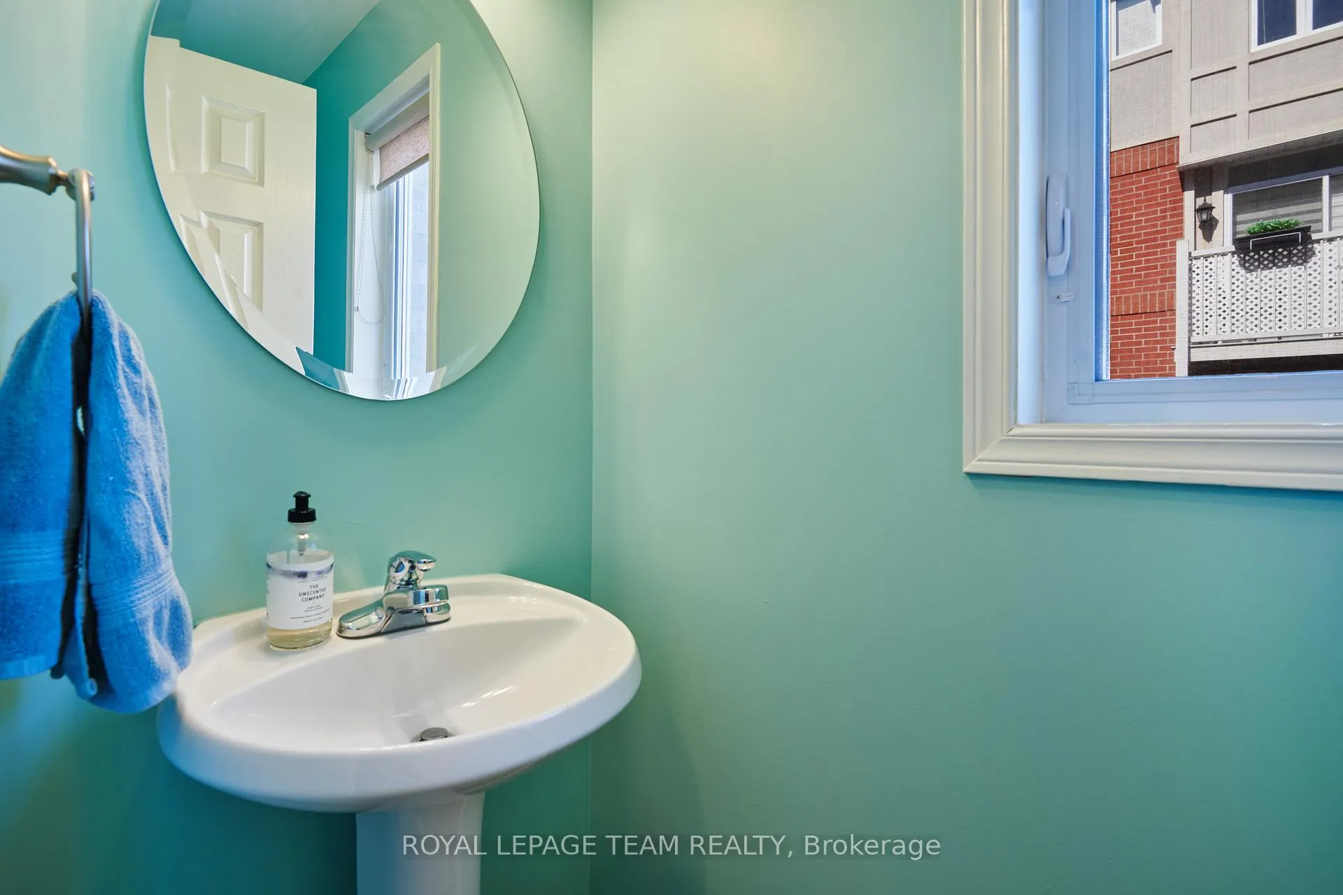 Photo 11 of 228 Latchford Road, Ottawa, Westboro North — HOMEH