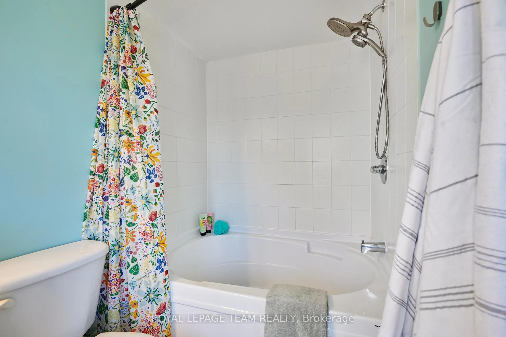 Photo 28 of 228 Latchford Road, Ottawa, Westboro North — HOMEH