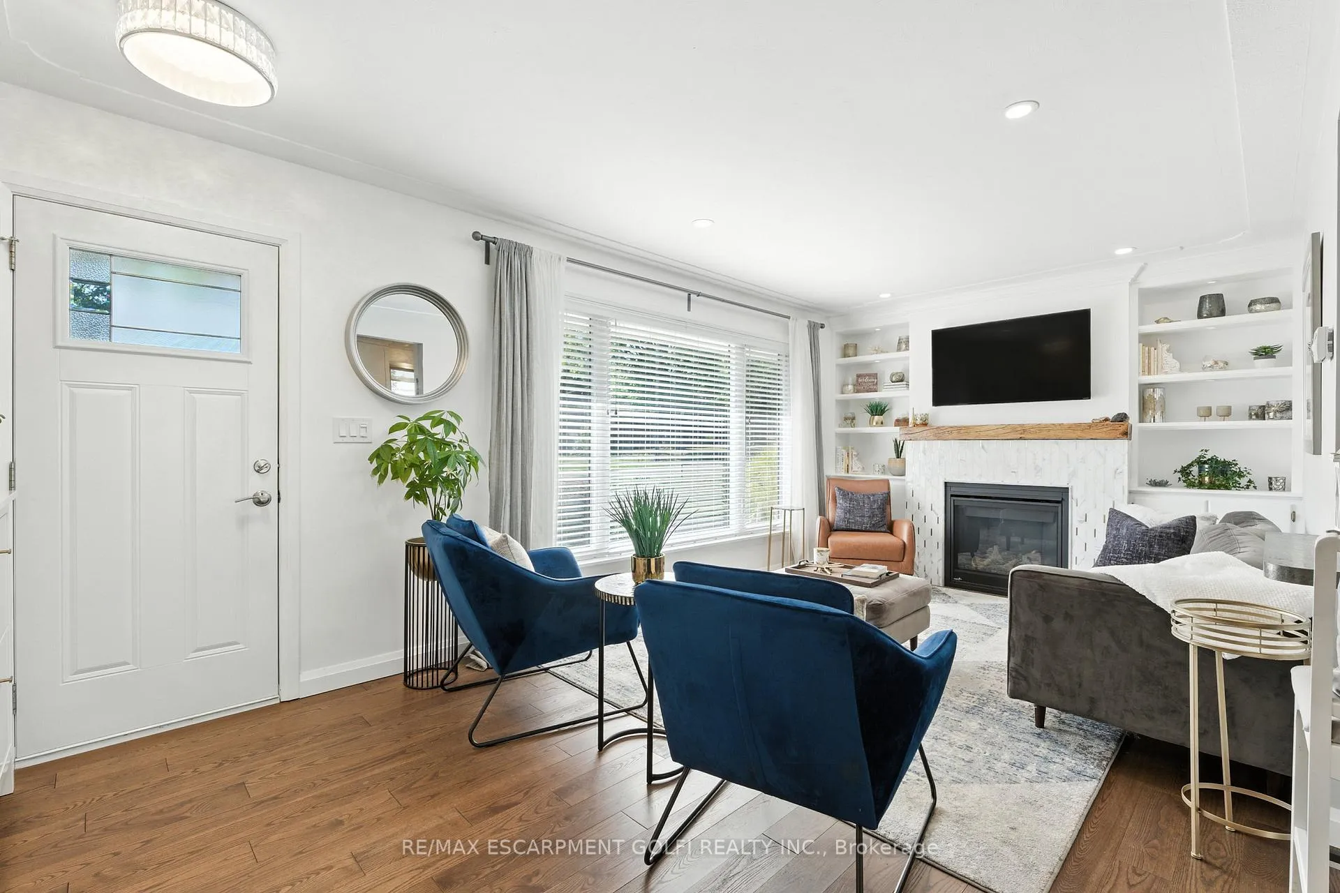 Photo 7 of 4326 Hillview Drive, Lincoln, Beamsville — HOMEH