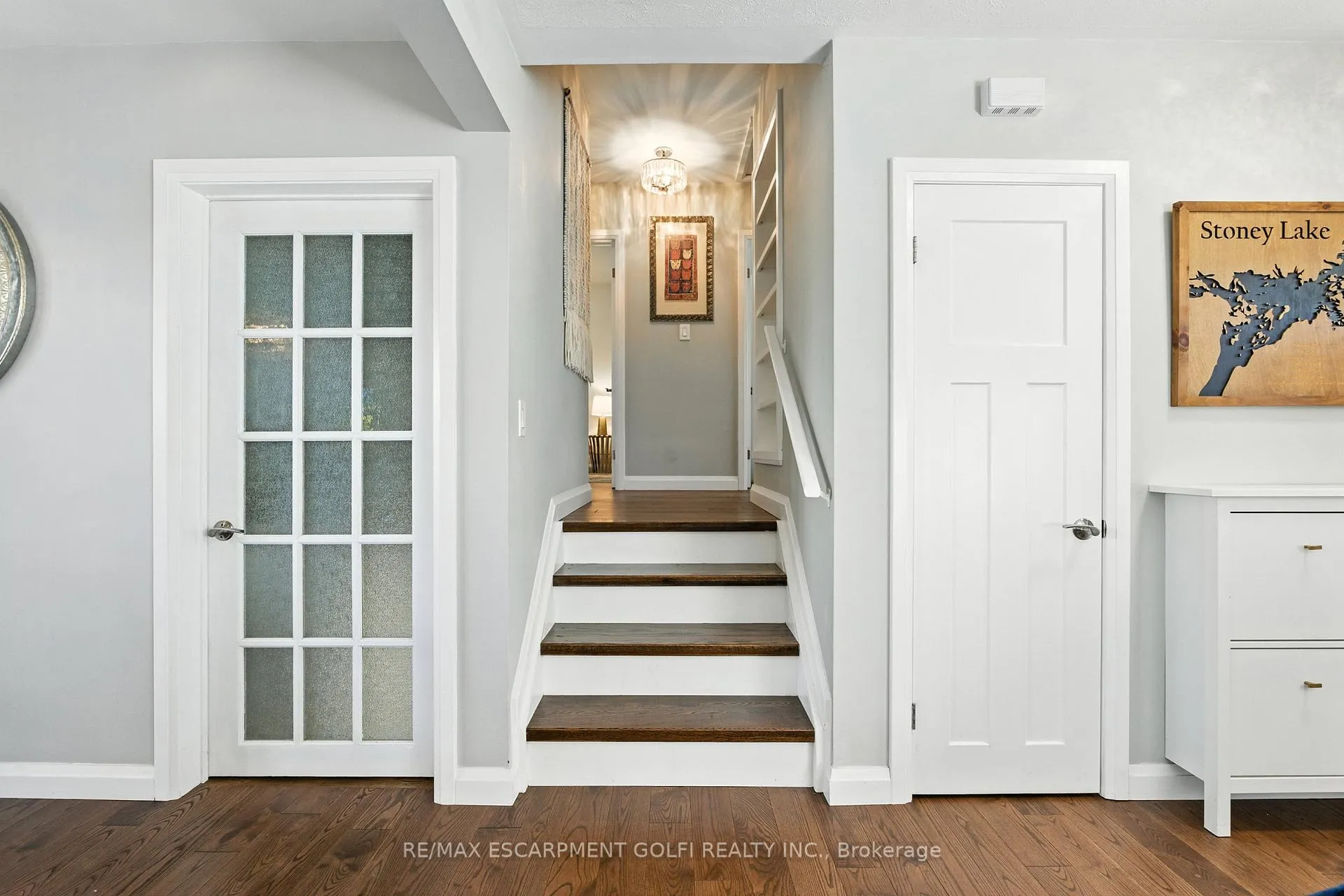 Photo 15 of 4326 Hillview Drive, Lincoln, Beamsville — HOMEH