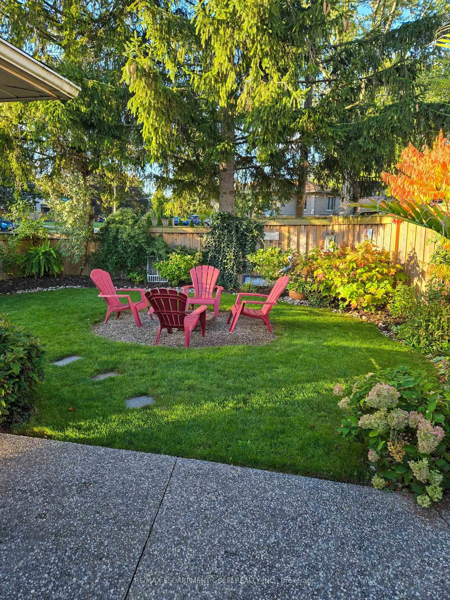 Photo 32 of 4326 Hillview Drive, Lincoln, Beamsville — HOMEH