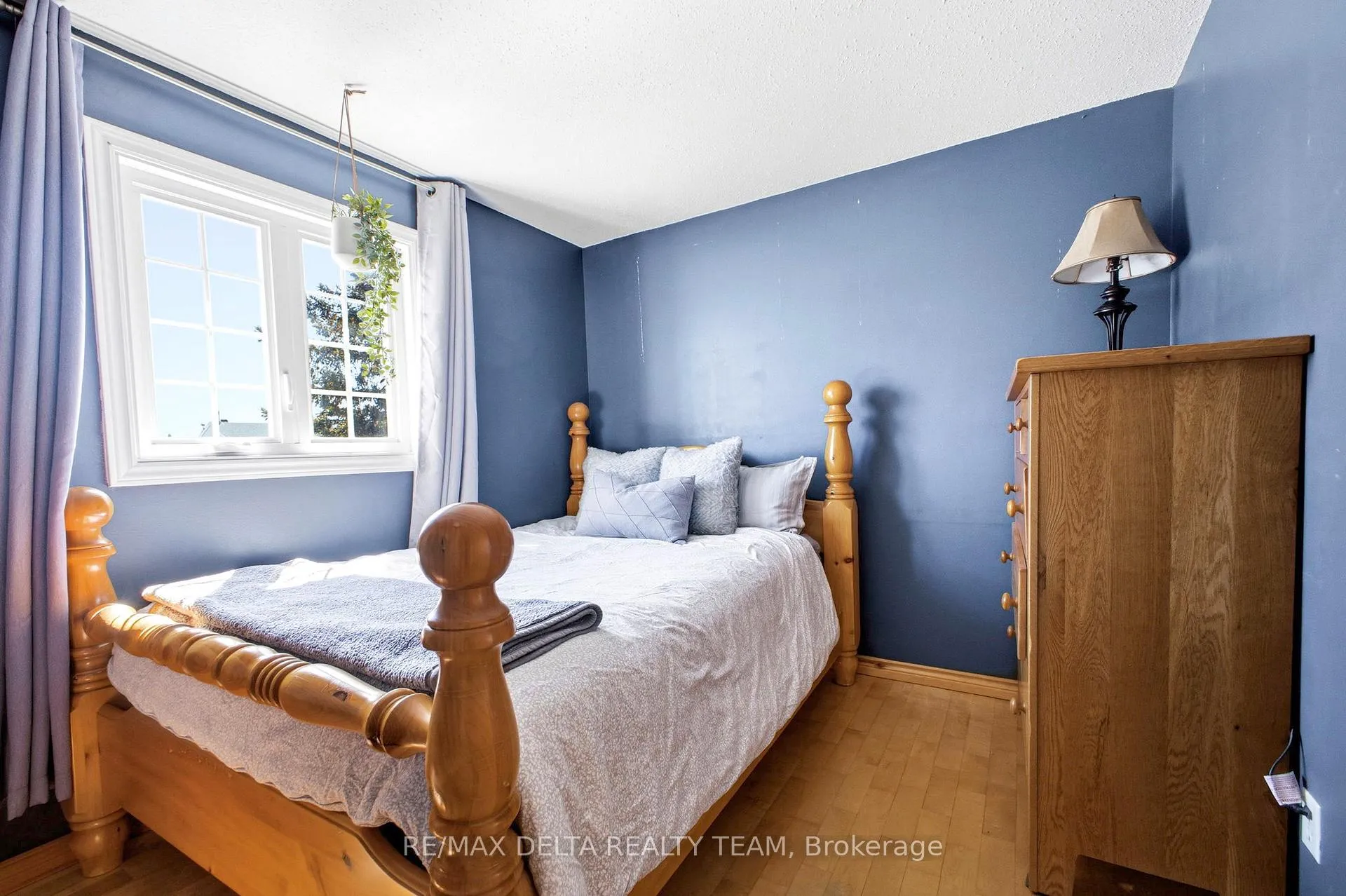 Photo 17 of 609 Wilkie Drive, Ottawa, Fallingbrook/Pineridge — HOMEH