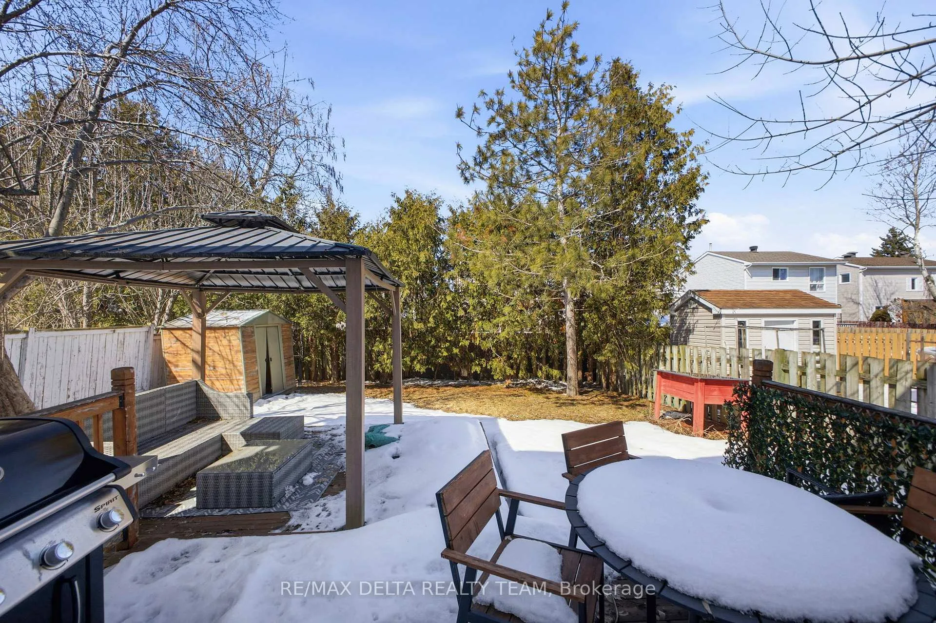 Photo 28 of 609 Wilkie Drive, Ottawa, Fallingbrook/Pineridge — HOMEH
