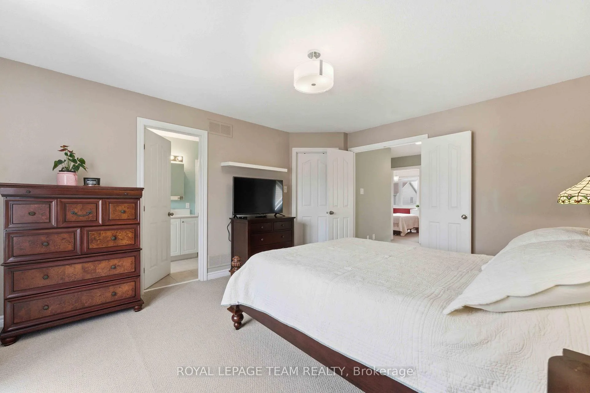 Photo 16 of 308 Grey Seal Circle, Ottawa, Riverside South/Gloucester Glen — HOMEH