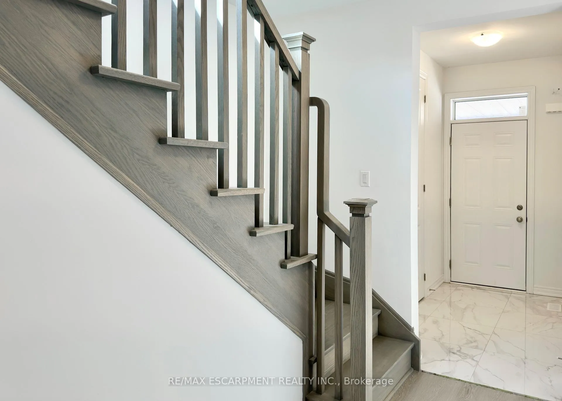 Photo 7 of 15 Davinci Boulevard, Hamilton, Carpenter — HOMEH