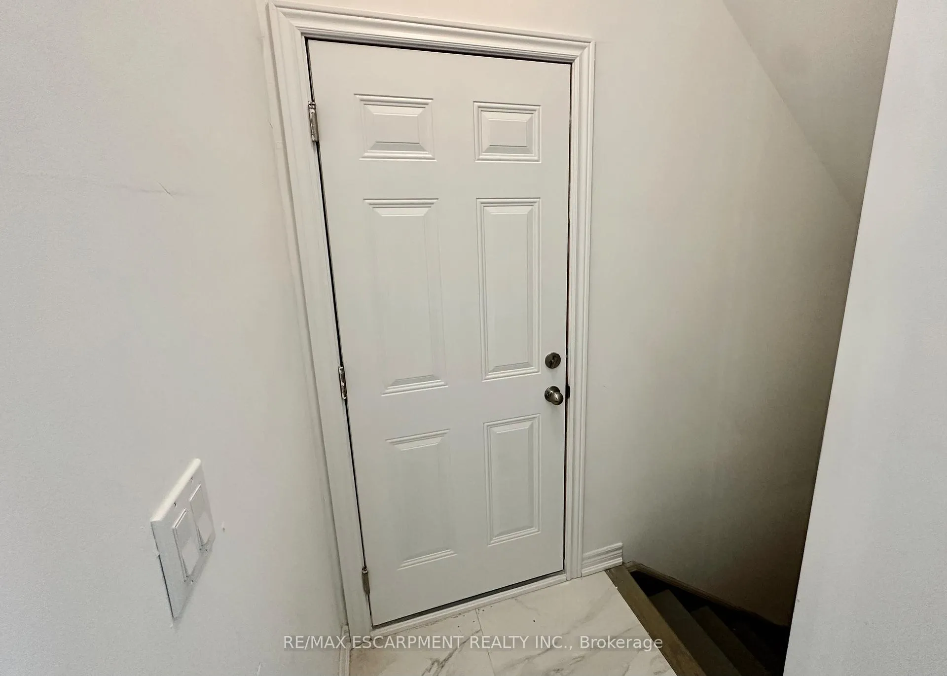 Photo 19 of 15 Davinci Boulevard, Hamilton, Carpenter — HOMEH