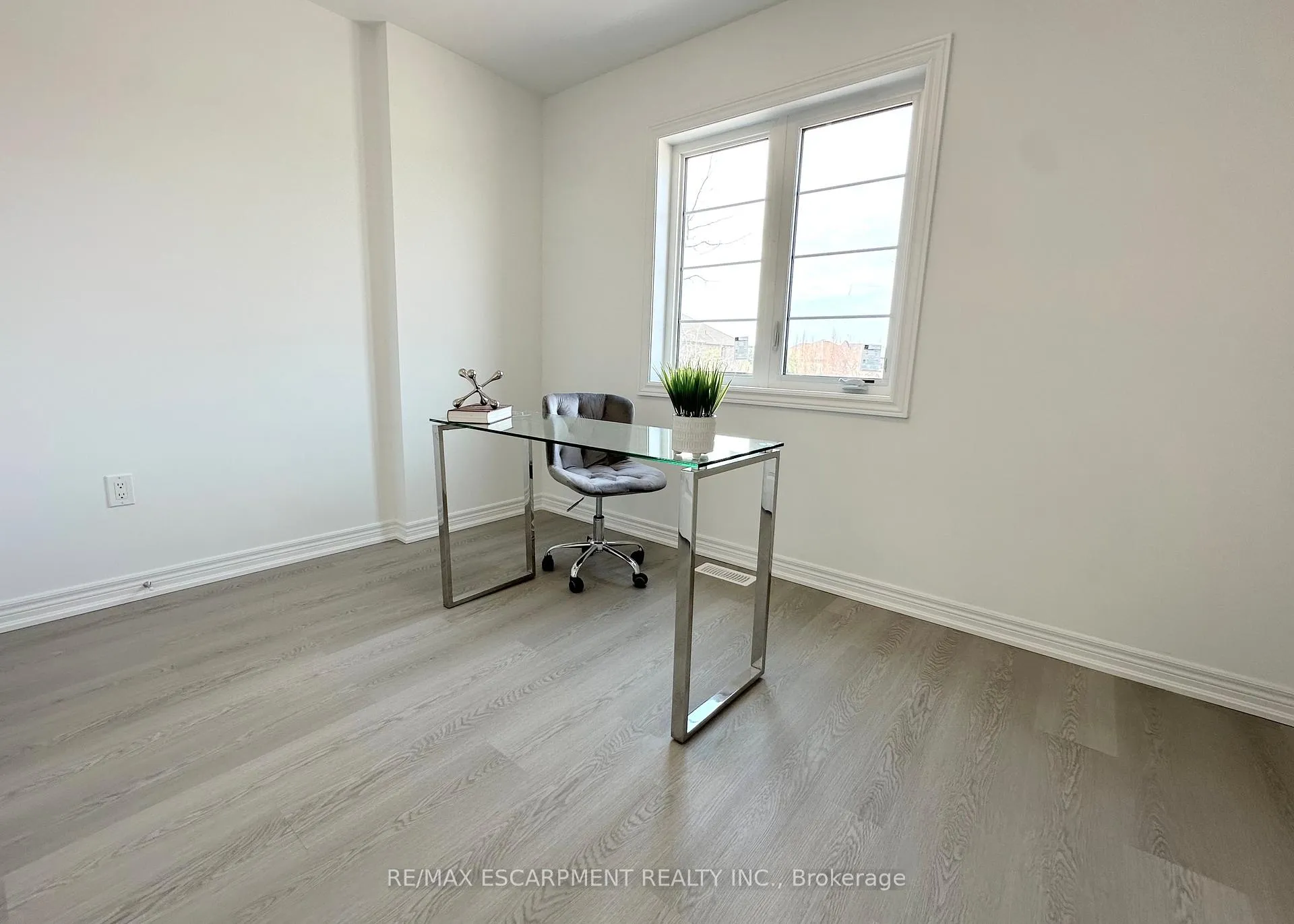 Photo 31 of 15 Davinci Boulevard, Hamilton, Carpenter — HOMEH