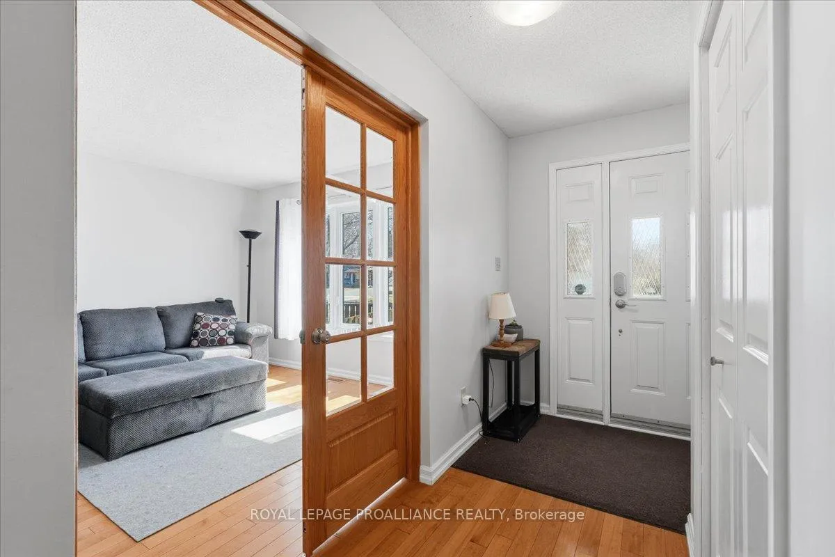 Photo 4 of 276 College Street W, Belleville, Belleville Ward — HOMEH