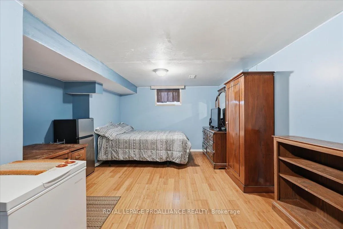 Photo 38 of 276 College Street W, Belleville, Belleville Ward — HOMEH