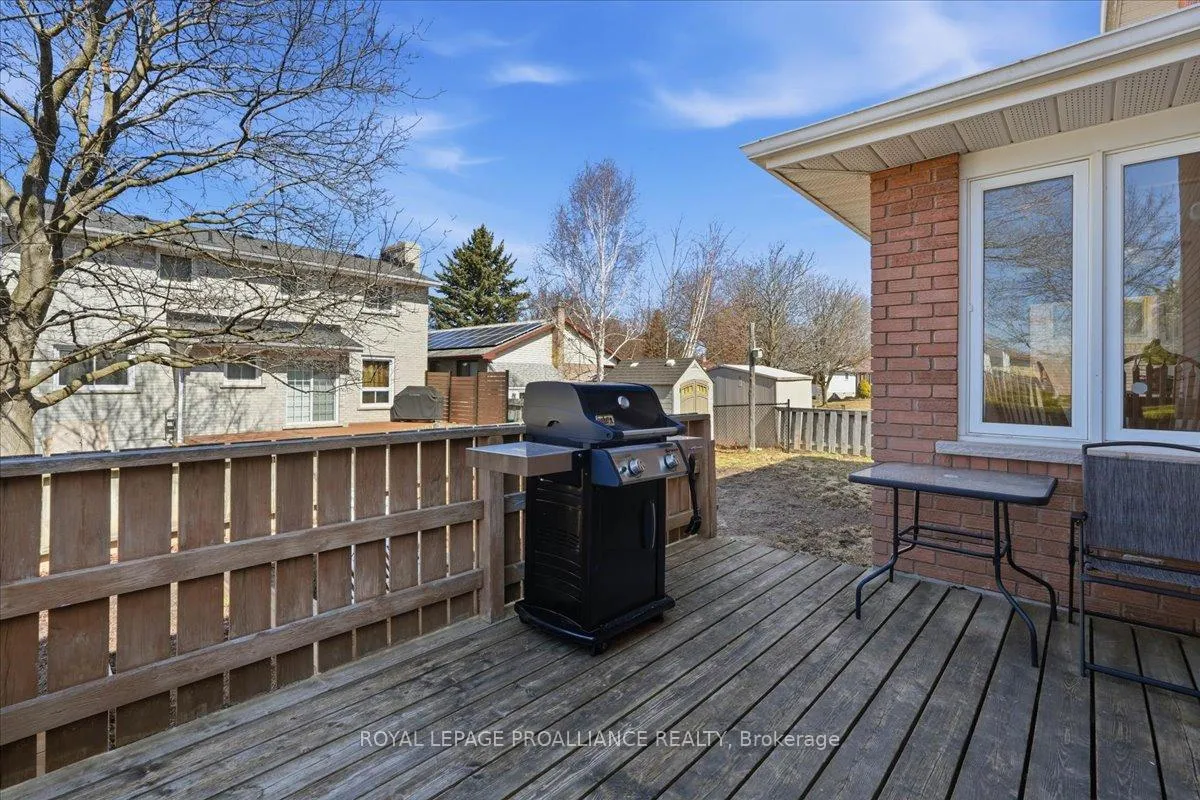 Photo 40 of 276 College Street W, Belleville, Belleville Ward — HOMEH