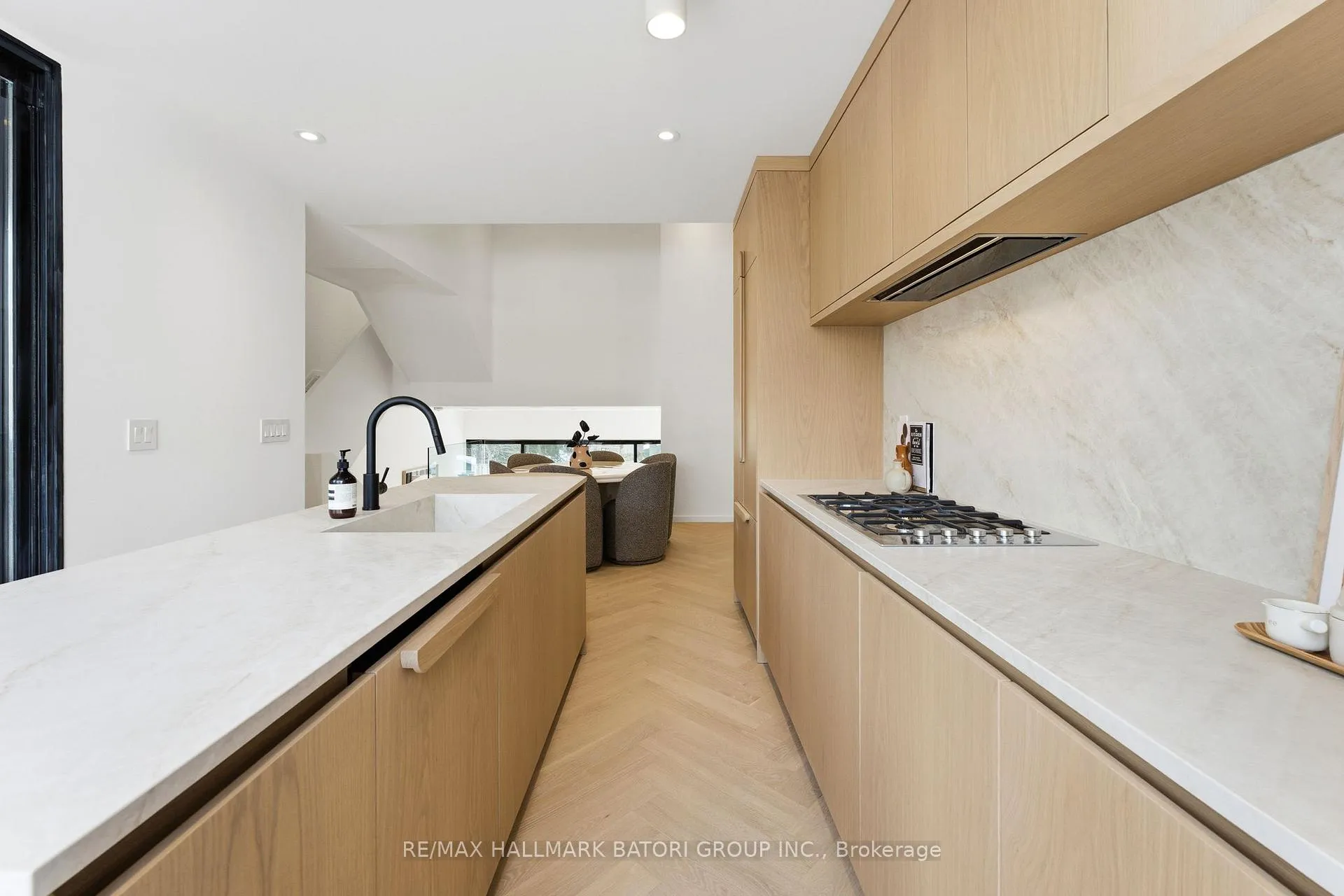 Photo 10 of 532 Duplex Avenue, Toronto, Yonge-Eglinton — HOMEH
