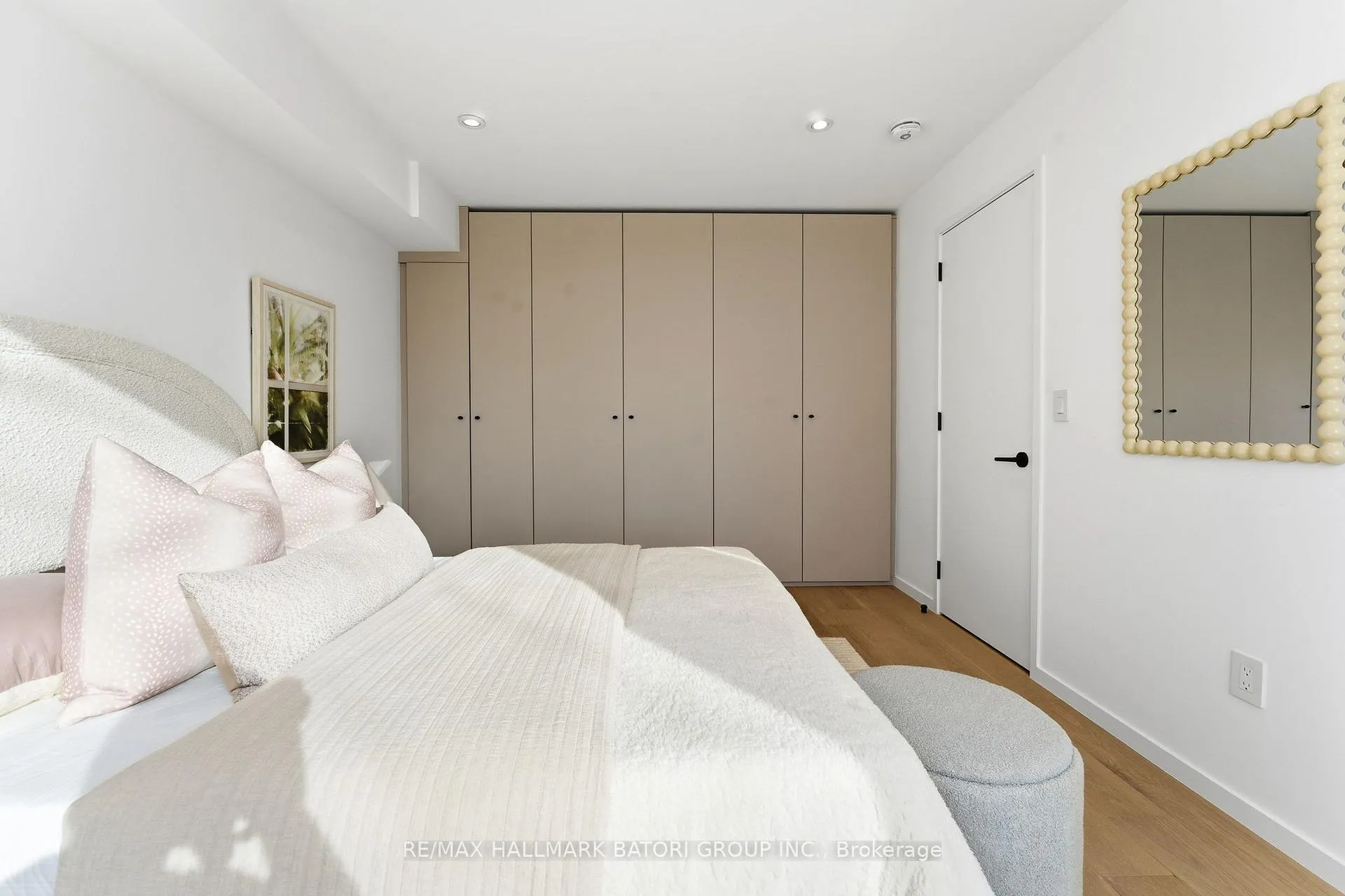 Photo 13 of 532 Duplex Avenue, Toronto, Yonge-Eglinton — HOMEH