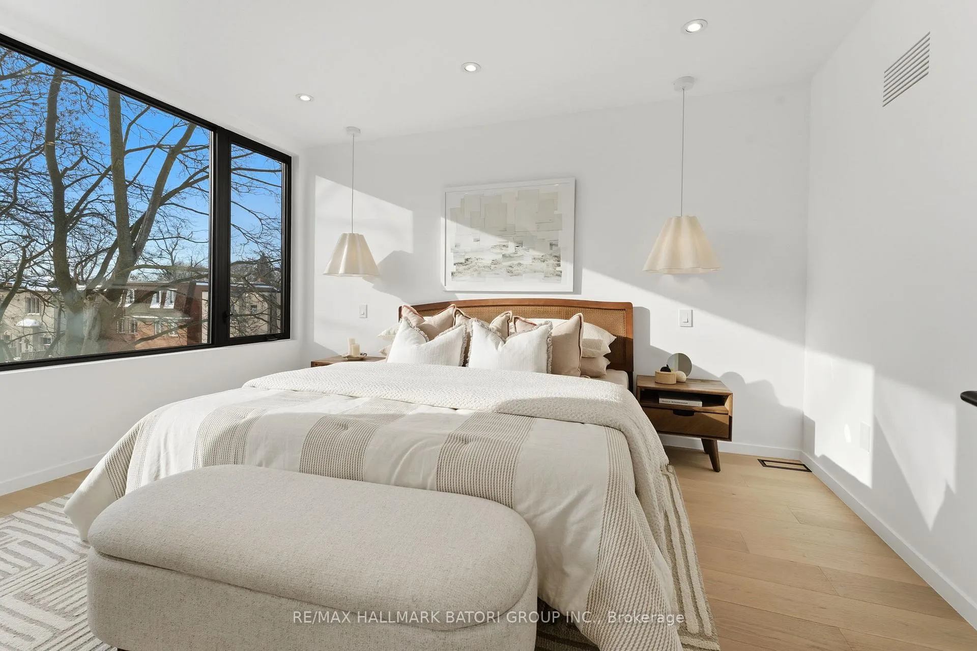 Photo 20 of 532 Duplex Avenue, Toronto, Yonge-Eglinton — HOMEH