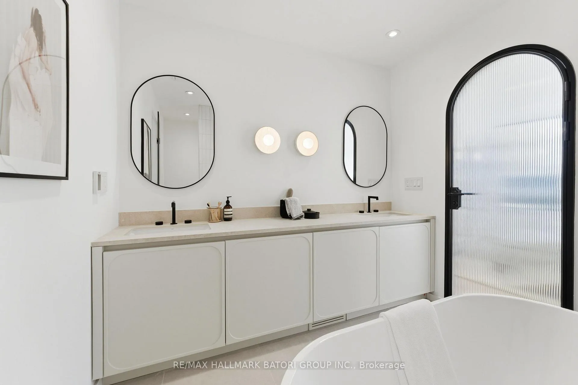 Photo 24 of 532 Duplex Avenue, Toronto, Yonge-Eglinton — HOMEH
