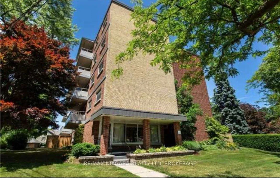 Photo 1 of Unit 404, 14 Norris Place, St. Catharines, Downtown — HOMEH