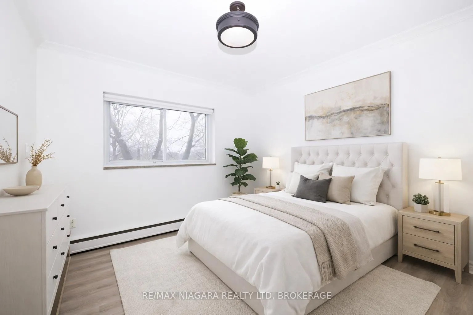 Photo 20 of Unit 404, 14 Norris Place, St. Catharines, Downtown — HOMEH