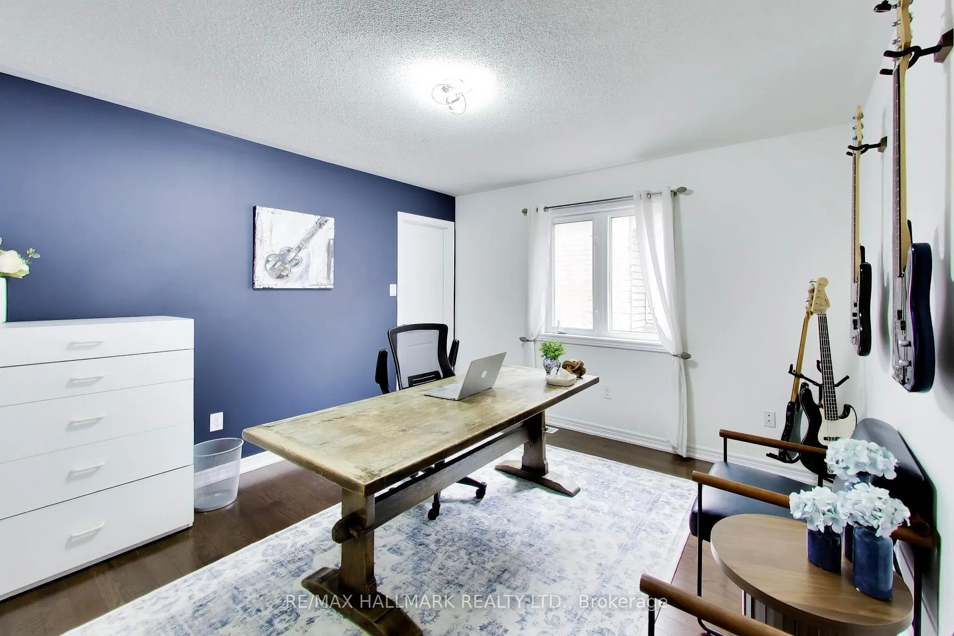 Photo 15 of 25 Chagall Drive, Vaughan, Patterson — HOMEH