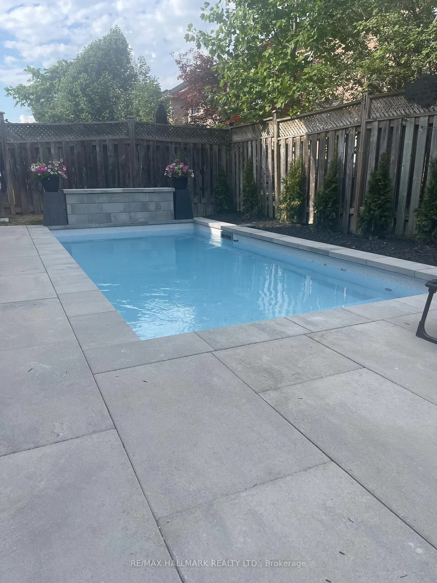 Photo 16 of 25 Chagall Drive, Vaughan, Patterson — HOMEH