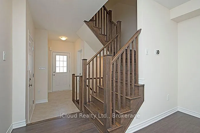 Photo 3 of 1646 Gainer Crescent, Milton, Clarke — HOMEH