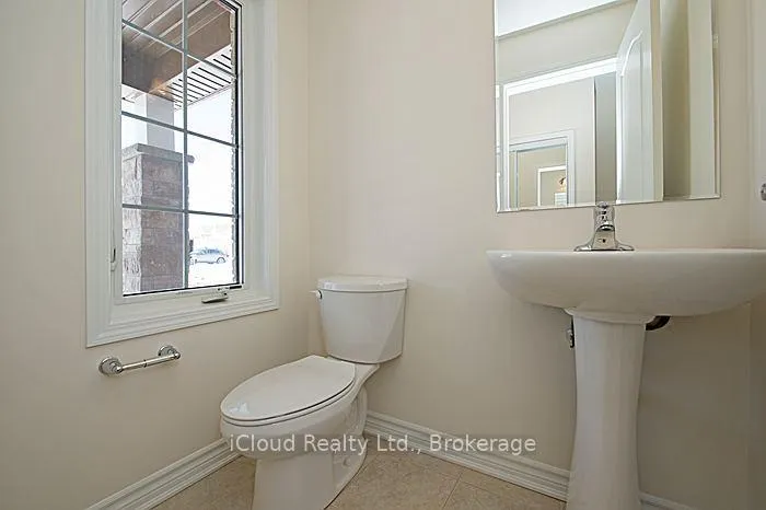 Photo 11 of 1646 Gainer Crescent, Milton, Clarke — HOMEH