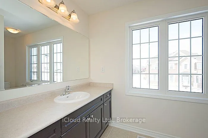 Photo 12 of 1646 Gainer Crescent, Milton, Clarke — HOMEH