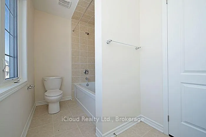 Photo 13 of 1646 Gainer Crescent, Milton, Clarke — HOMEH