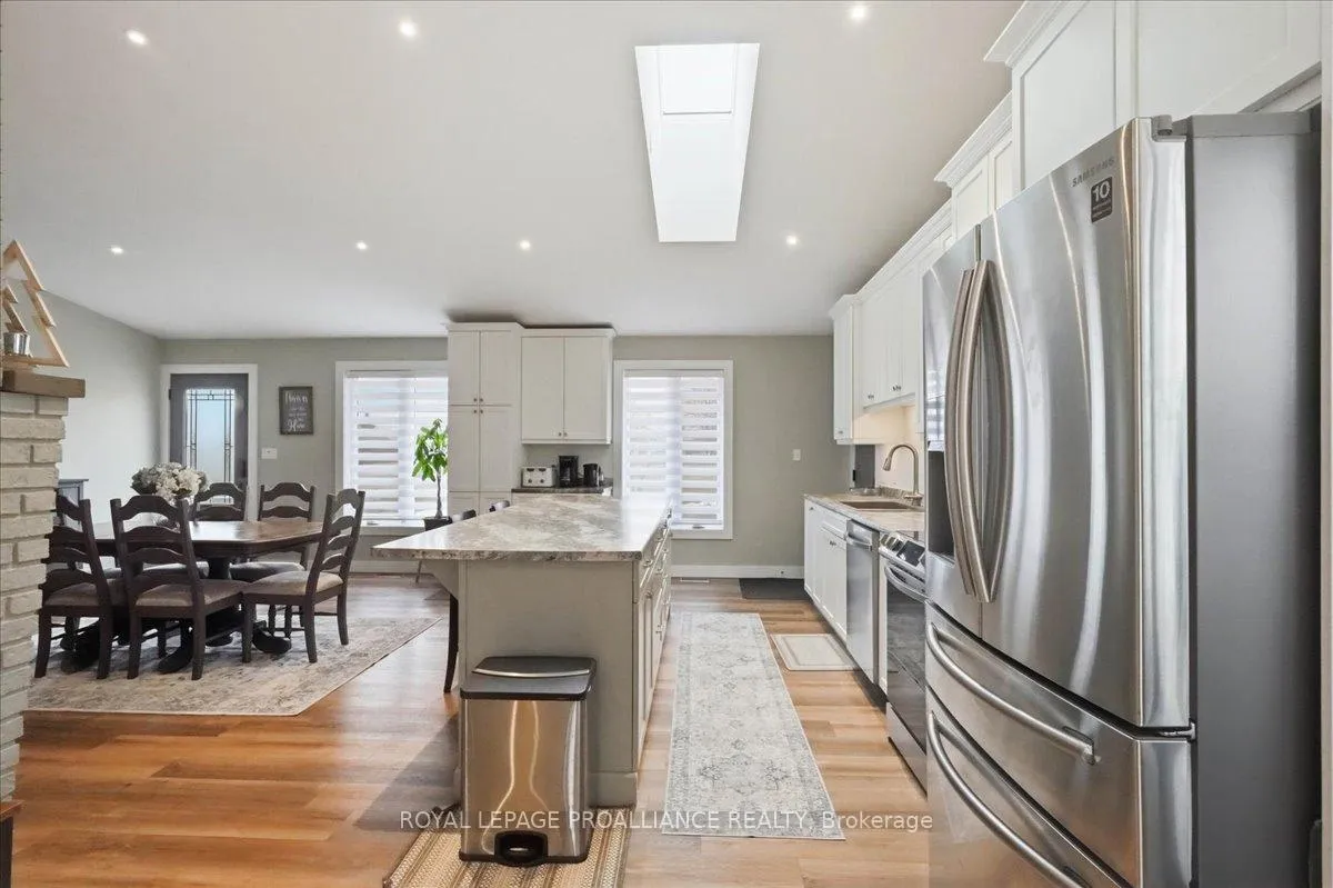 Photo 10 of 300 Farnham Road, Belleville, Thurlow Ward — HOMEH