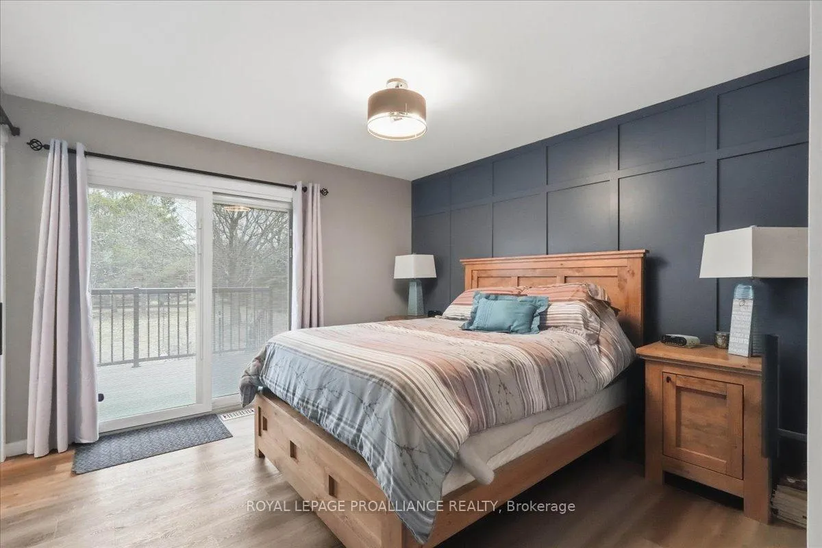 Photo 20 of 300 Farnham Road, Belleville, Thurlow Ward — HOMEH