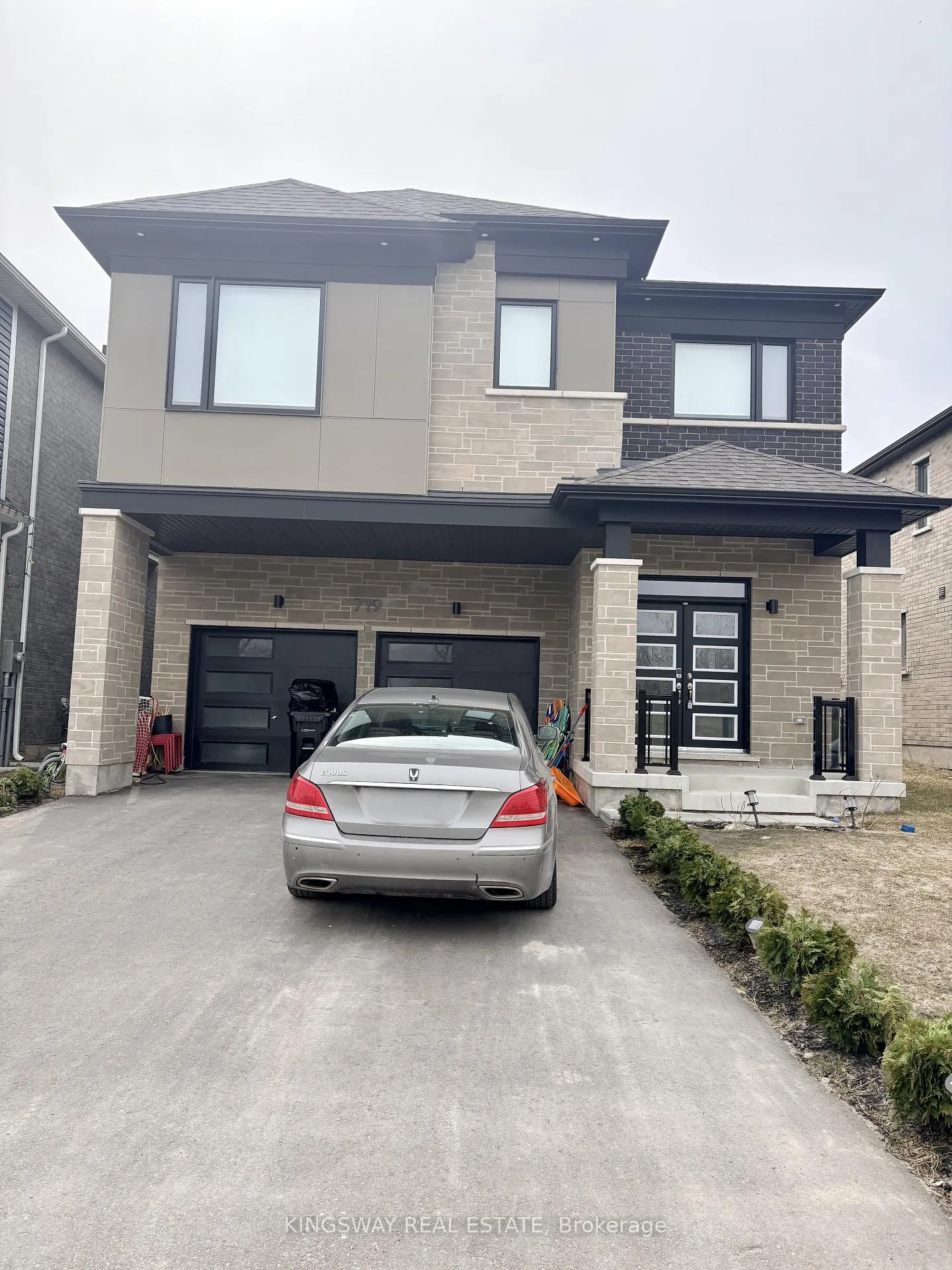 Photo 2 of 719 Lamb Street, Innisfil, Rural Innisfil — HOMEH
