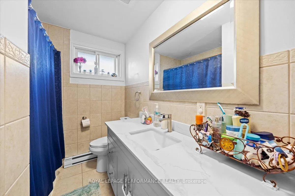 Photo 13 of Unit 2, 1702 Russell Road, Ottawa, Riverview Park — HOMEH