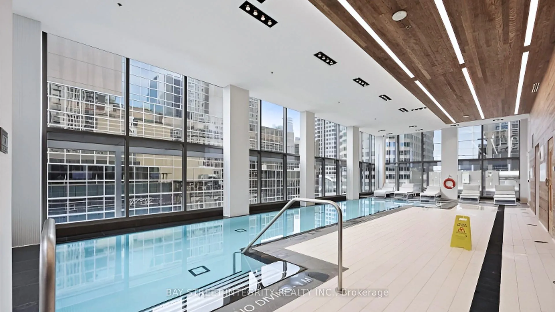 Photo 4 of Unit 2108, 88 Scott Street, Toronto, Church-Yonge Corridor — HOMEH