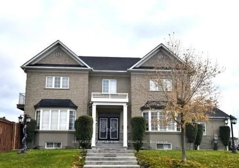 Front of Unit Upper, 2 Loggers Lane