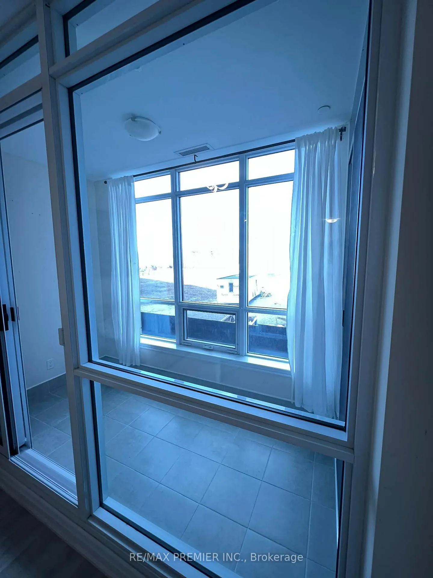Photo 7 of Unit 221, 9085 Jane Street, Vaughan, Concord — HOMEH
