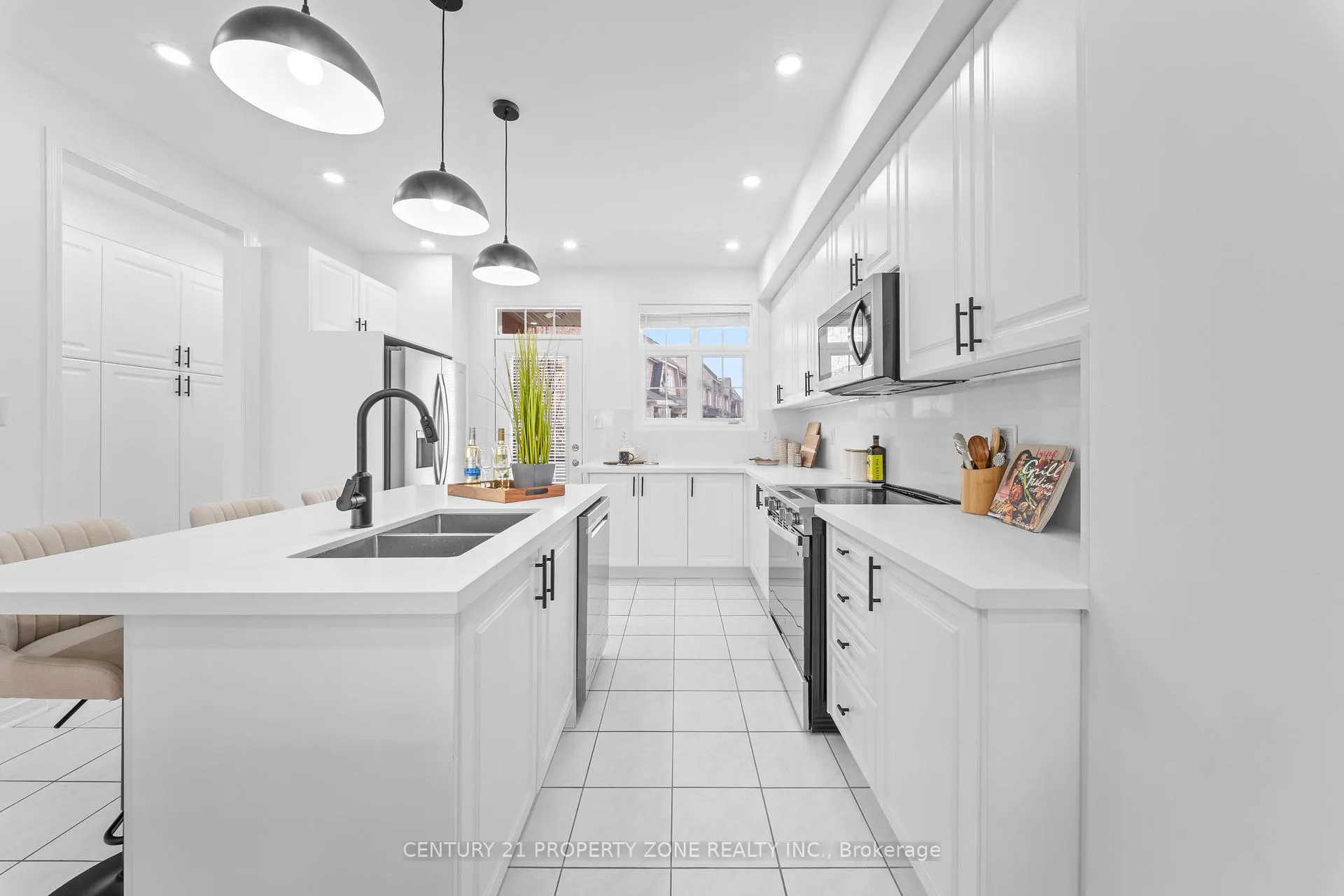 Photo 14 of Unit 13, 1701 Finch Avenue, Pickering, Village East — HOMEH