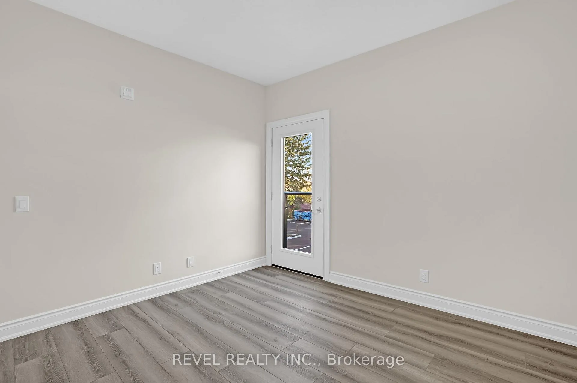 Photo 15 of Unit 2D, 261 King Street E, Hamilton, Stoney Creek — HOMEH