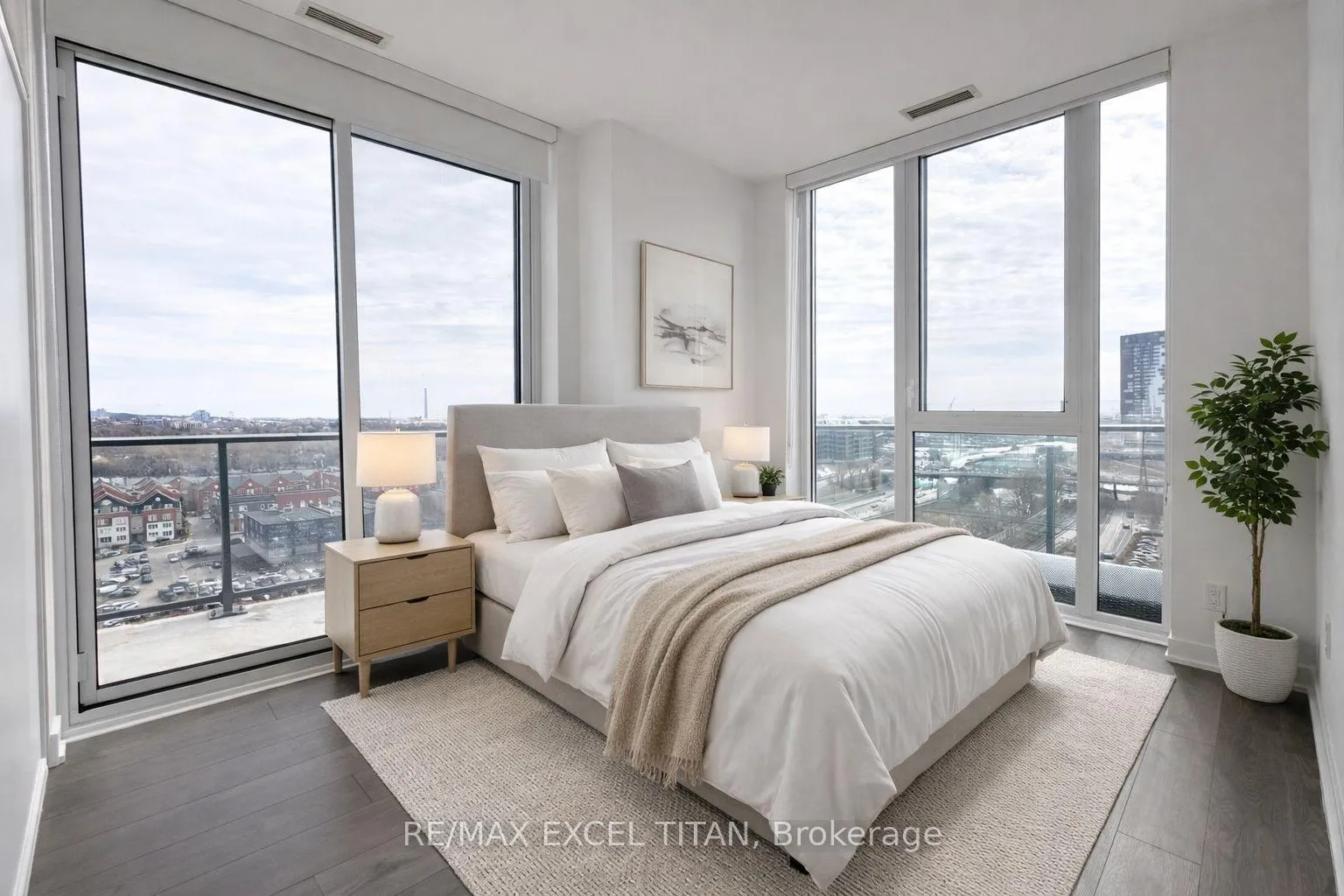 Photo 11 of Unit 1108, 5 Defries Street, Toronto, Regent Park — HOMEH