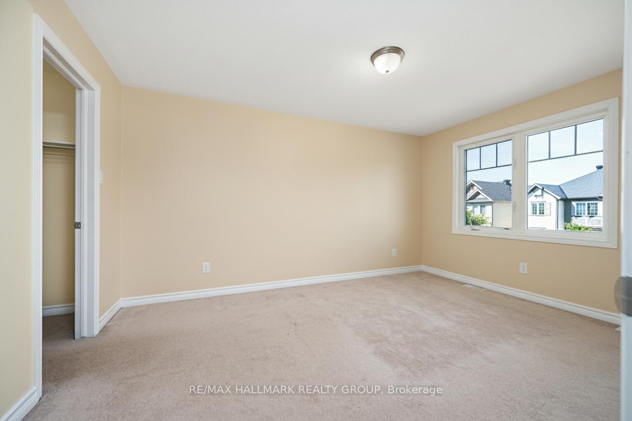 Photo 22 of 601 Foxlight Circle, Ottawa, Kanata - Emerald Meadows/Trailwest — HOMEH
