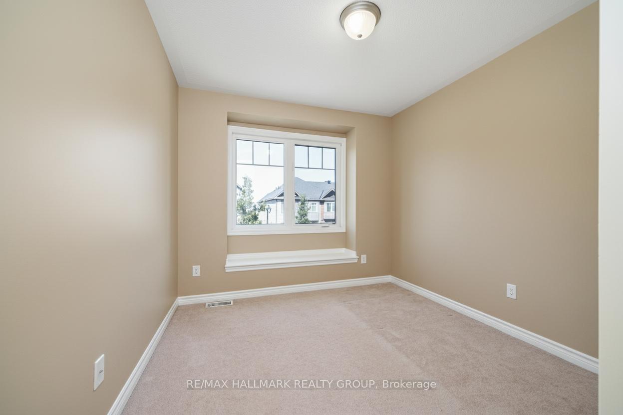 Photo 29 of 601 Foxlight Circle, Ottawa, Kanata - Emerald Meadows/Trailwest — HOMEH
