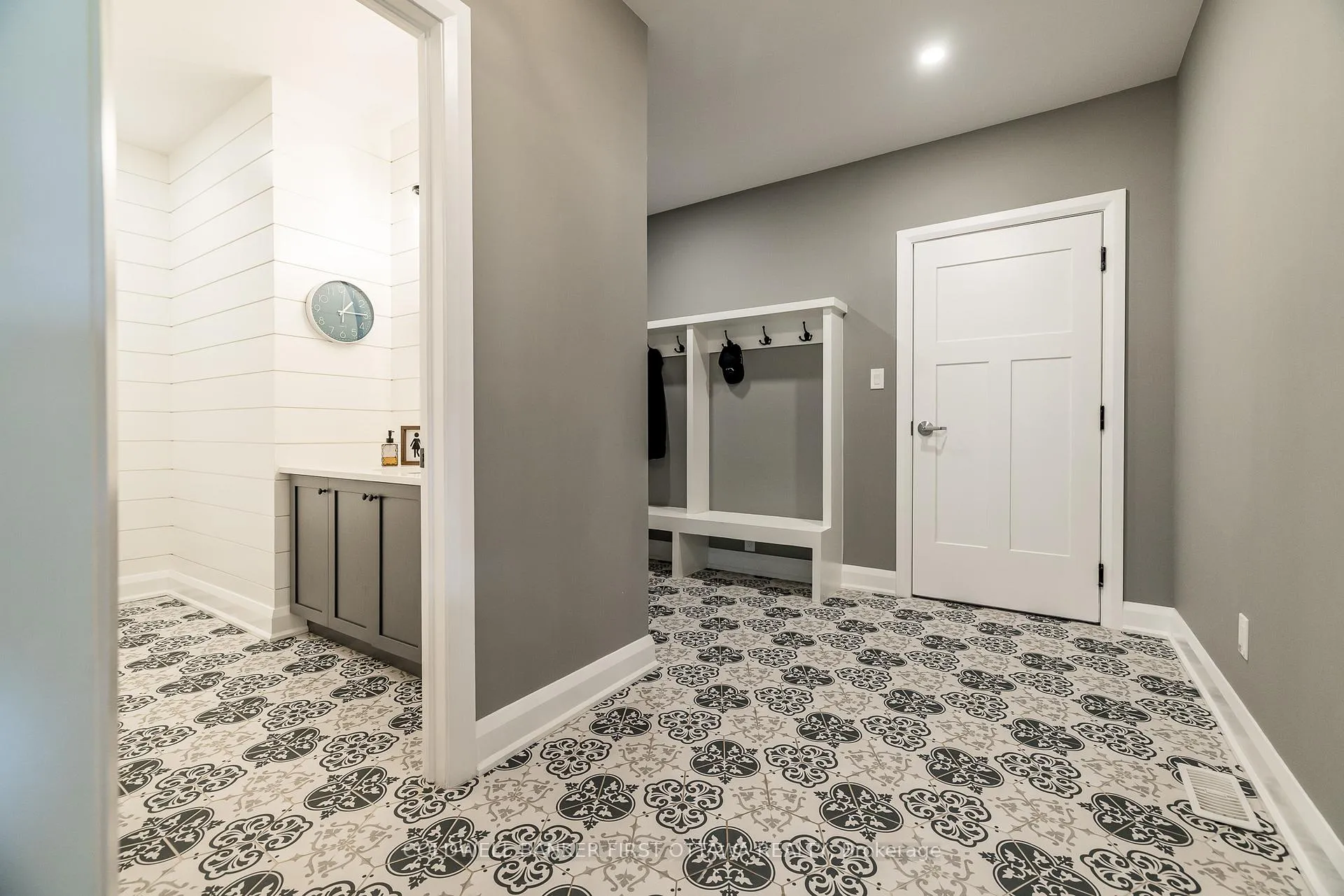 Photo 13 of 481 Sangeet Place, Ottawa, Goulbourn Twp From Franktown Rd/South To Rideau — HOMEH