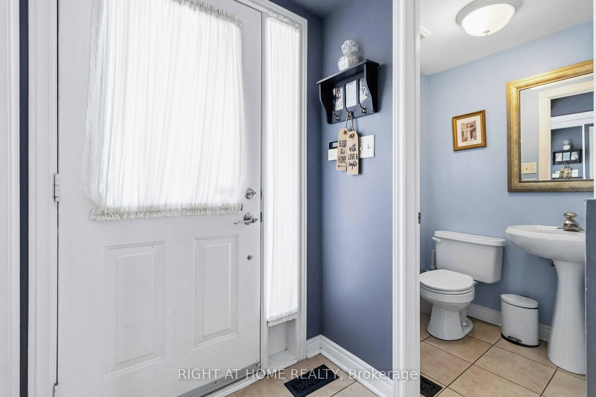 Photo 15 of 26 Courtsfield Crescent, Brampton, Fletcher's Meadow — HOMEH