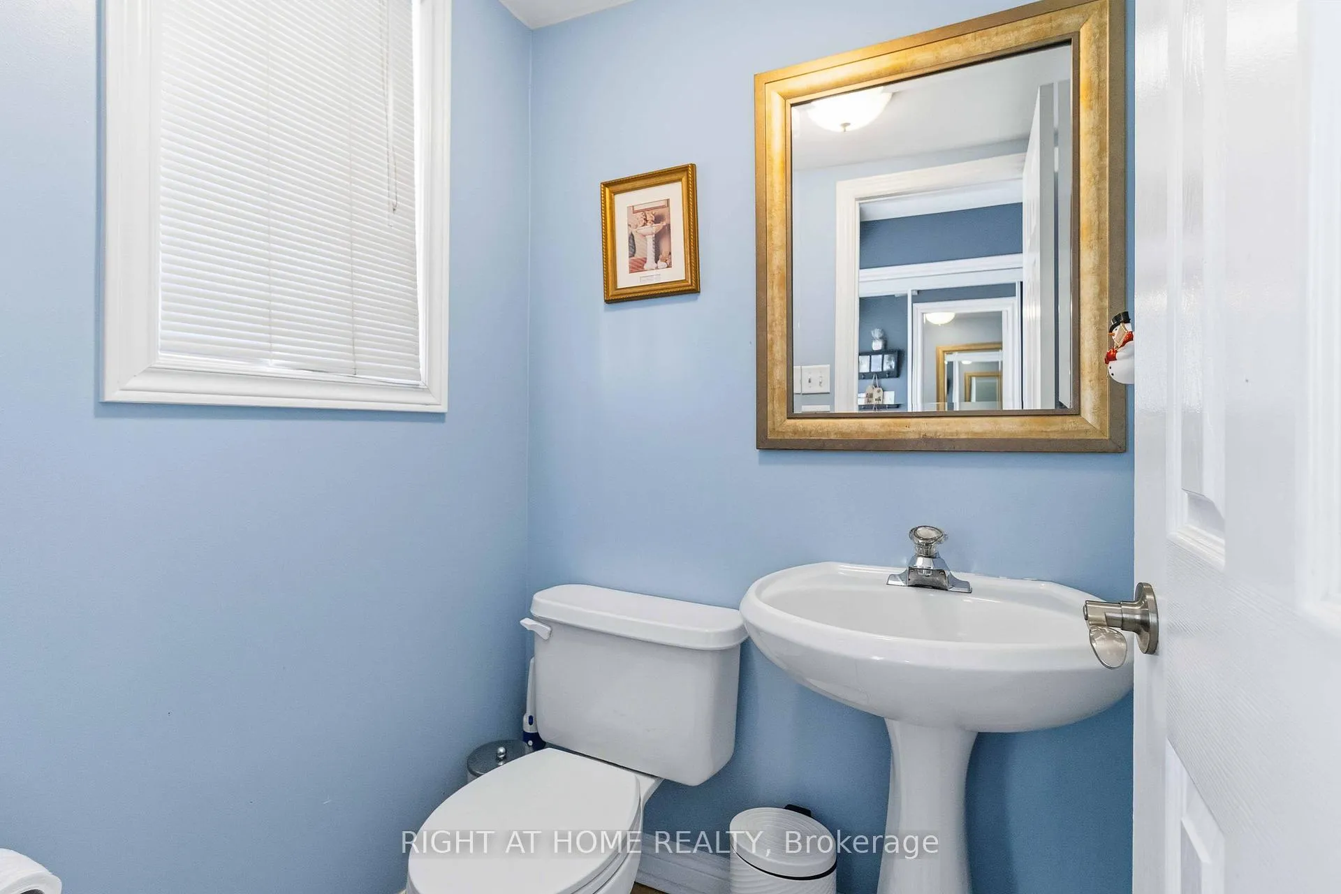 Photo 16 of 26 Courtsfield Crescent, Brampton, Fletcher's Meadow — HOMEH