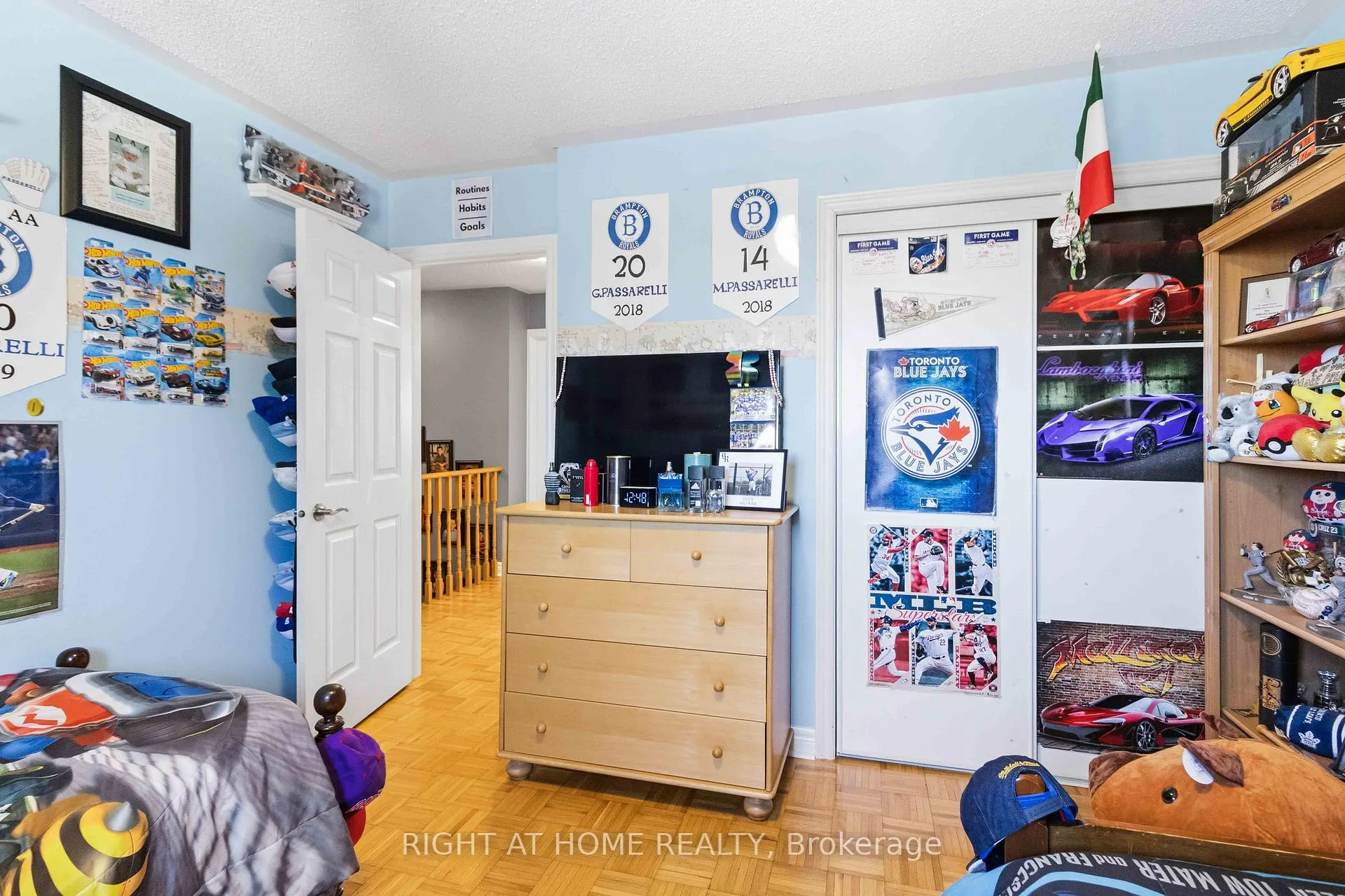 Photo 18 of 26 Courtsfield Crescent, Brampton, Fletcher's Meadow — HOMEH