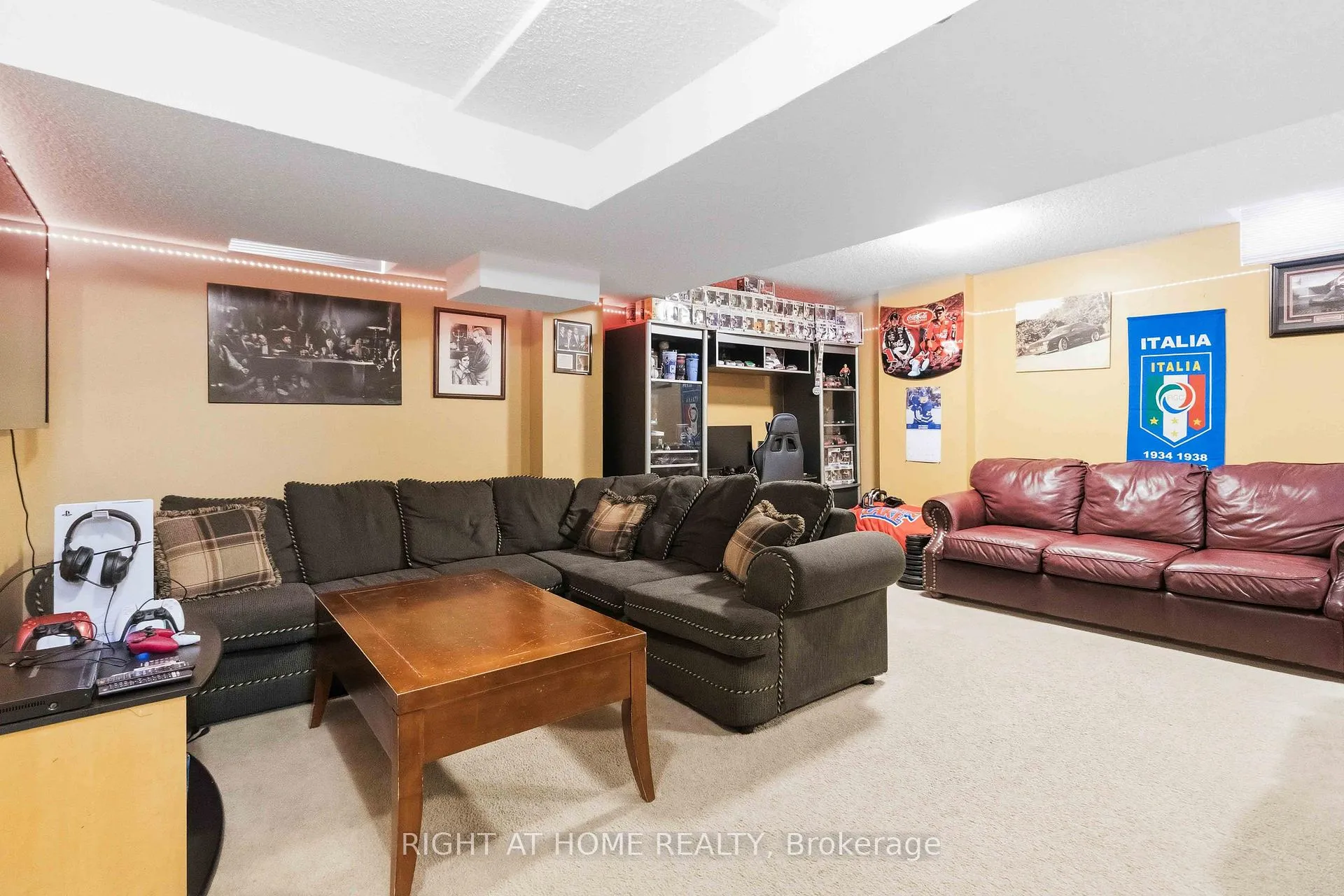 Photo 23 of 26 Courtsfield Crescent, Brampton, Fletcher's Meadow — HOMEH