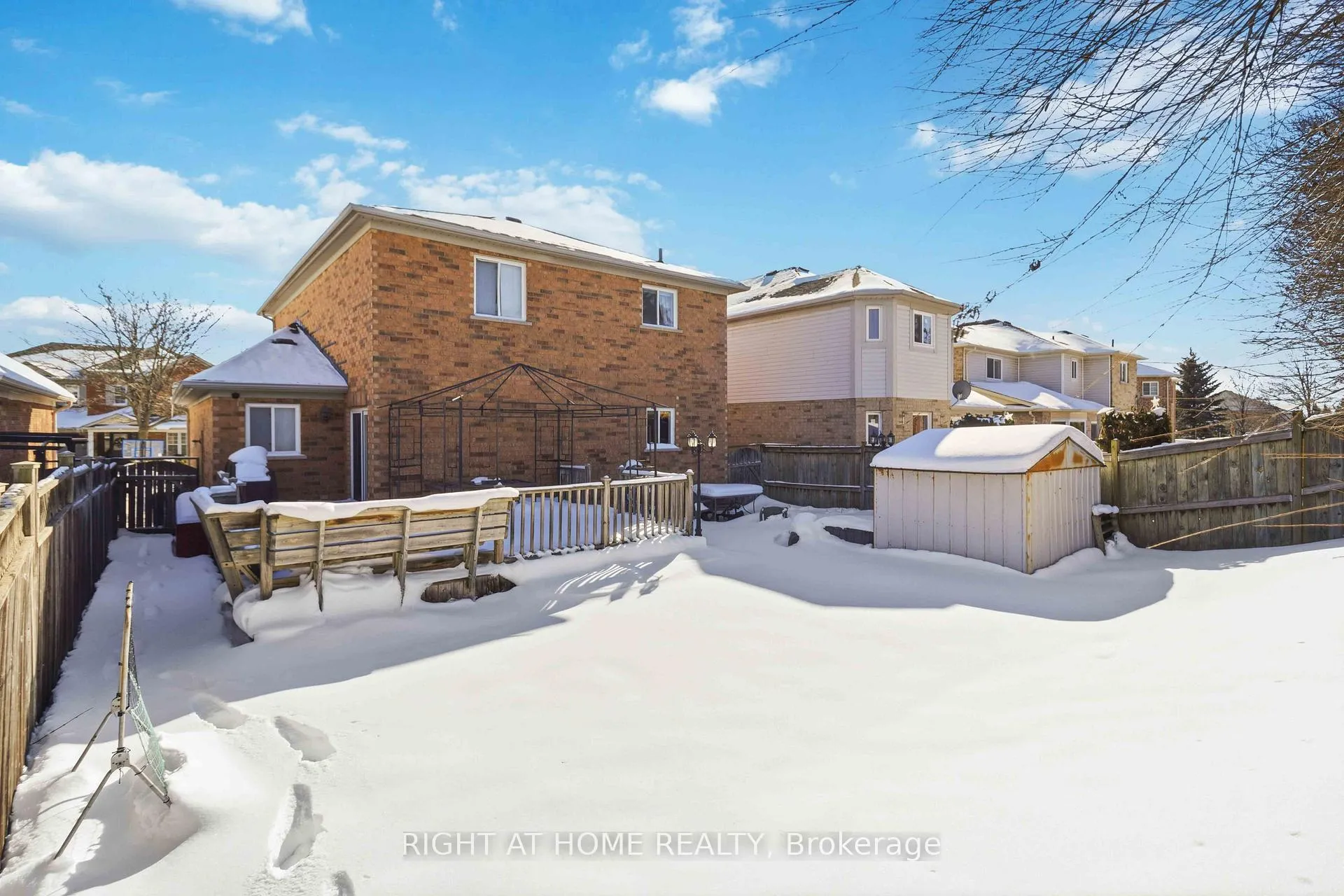 Photo 29 of 26 Courtsfield Crescent, Brampton, Fletcher's Meadow — HOMEH