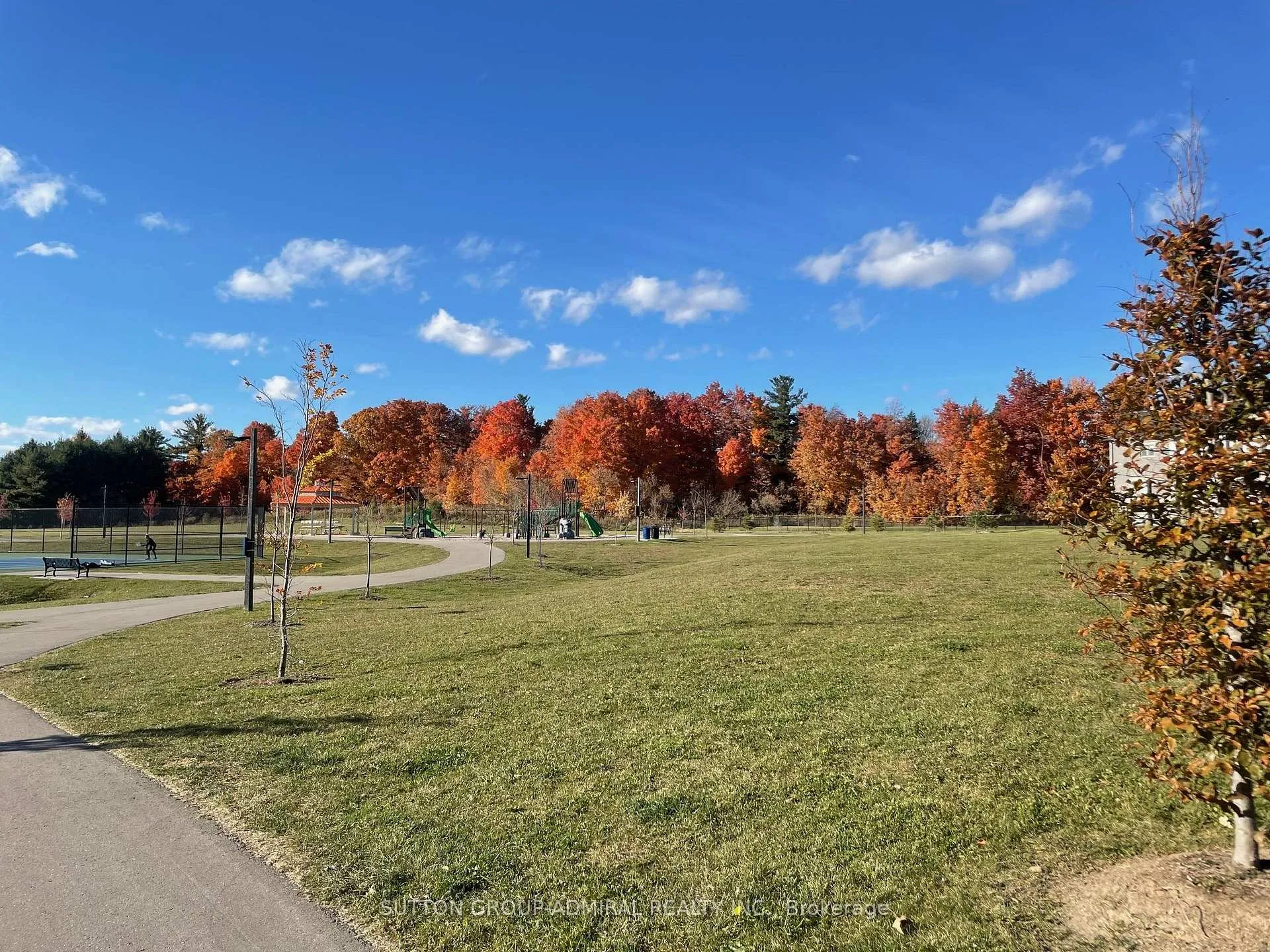 Photo 44 of 15 Stormont Trail, Vaughan, Vellore Village — HOMEH