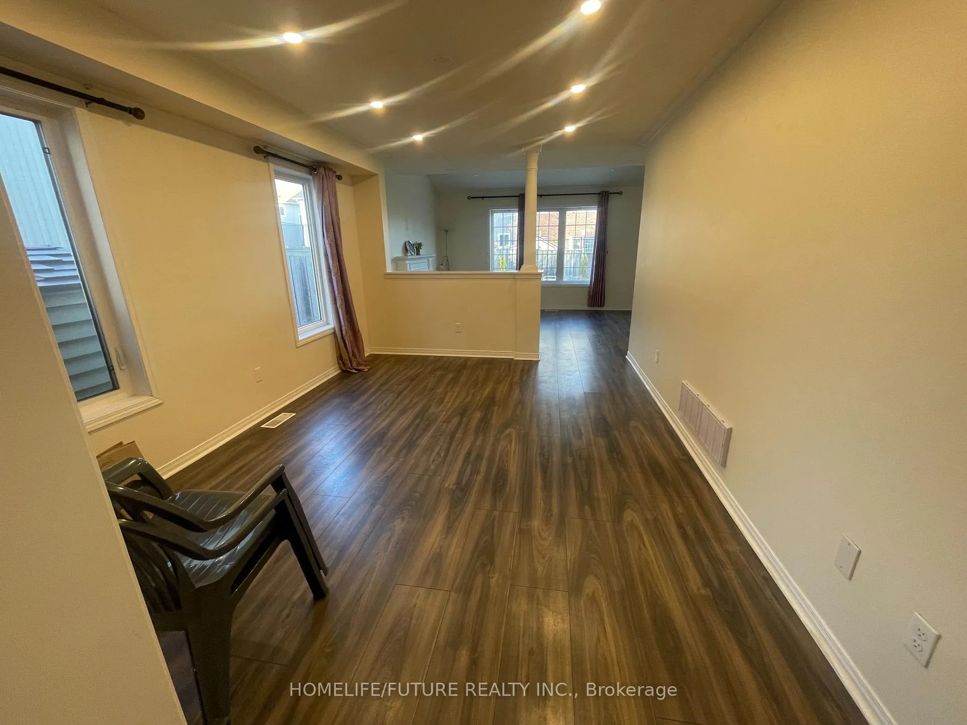 Photo 6 of 1359 Whitelaw Avenue, Oshawa, Pinecrest — HOMEH