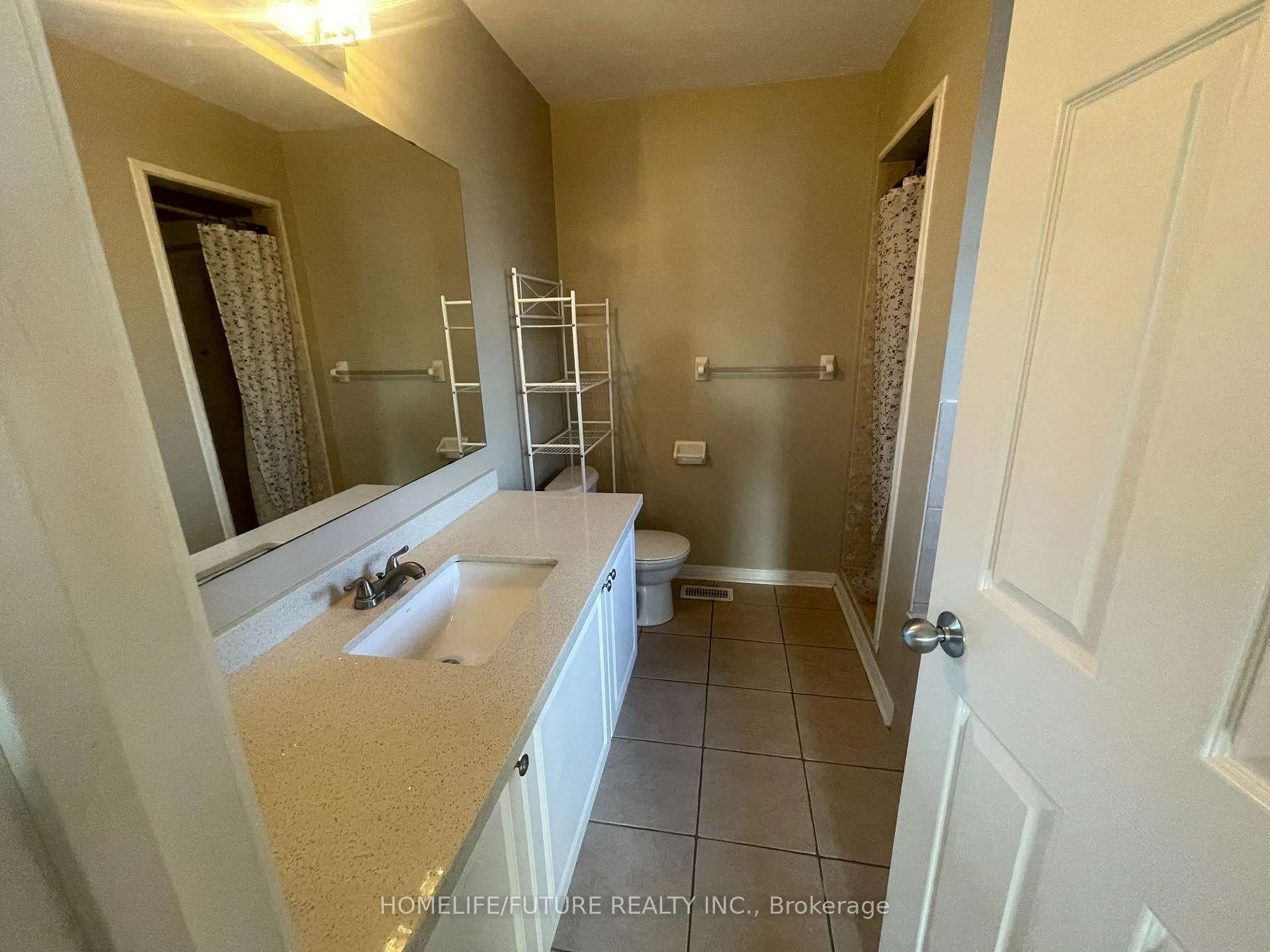 Photo 11 of 1359 Whitelaw Avenue, Oshawa, Pinecrest — HOMEH