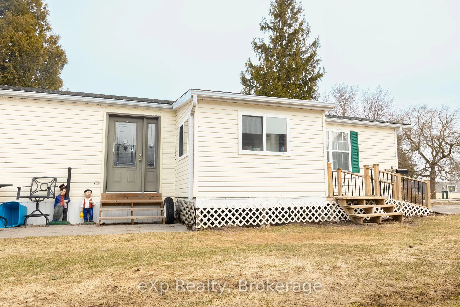 Photo 4 of 302694 Douglas Street, West Grey — HOMEH
